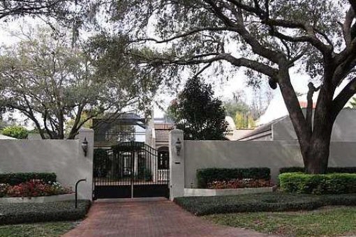 Haus mit Gästehaus und großem Garten in Tampa